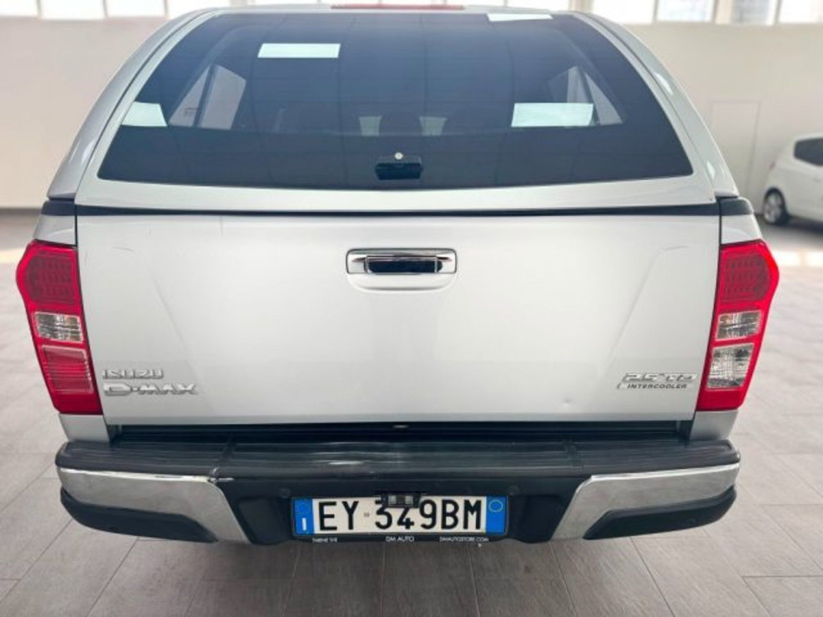 Isuzu D-Max Pick-up 2.5 Space Cab Solar 4WD (6)
