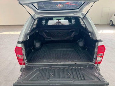 Isuzu D-Max Pick-up 2.5 Space Cab Solar 4WD (9)