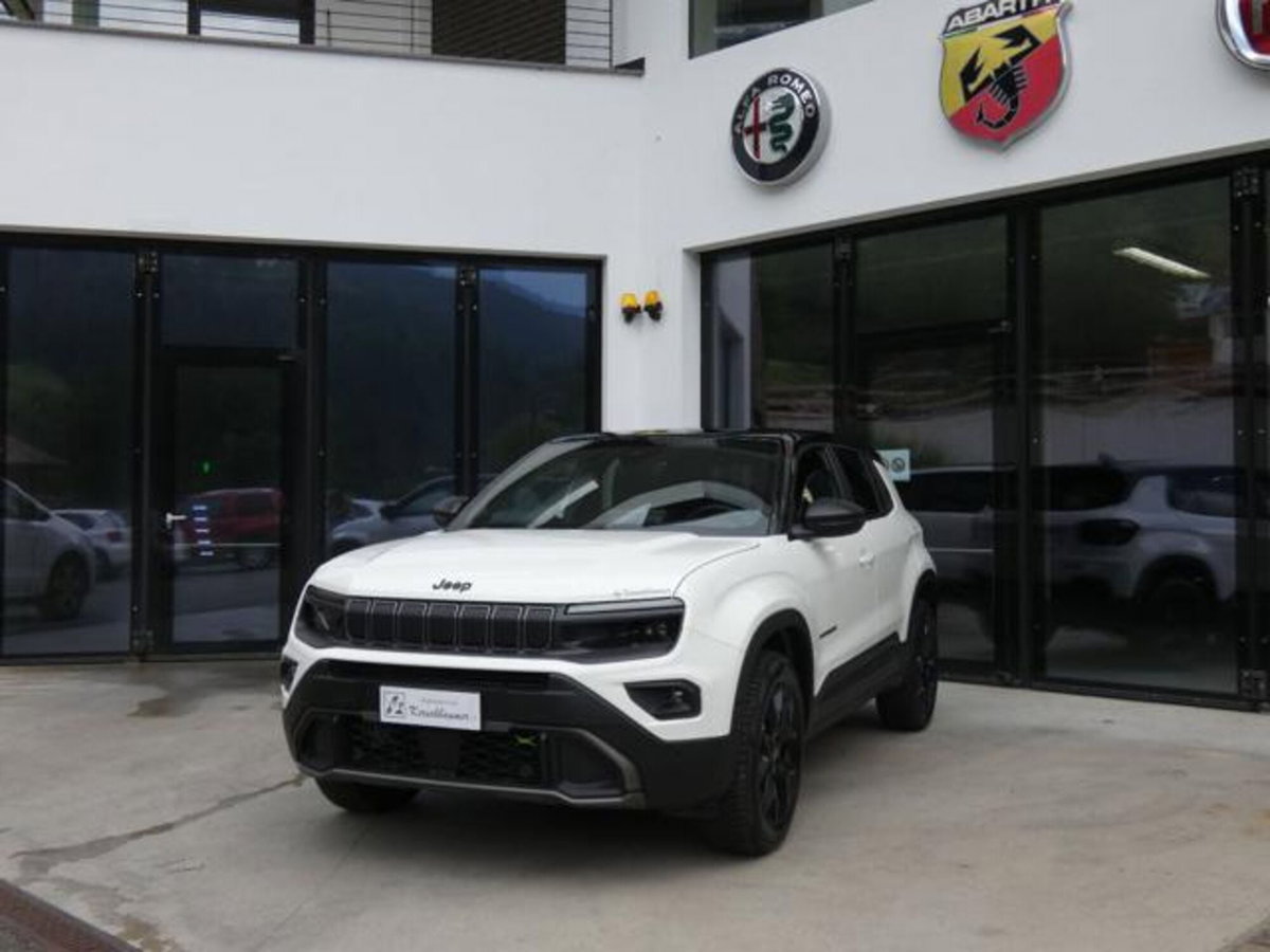 Jeep Avenger 1.2 turbo e-hybrid mhev Overland 4xe 145cv edct6 (2)