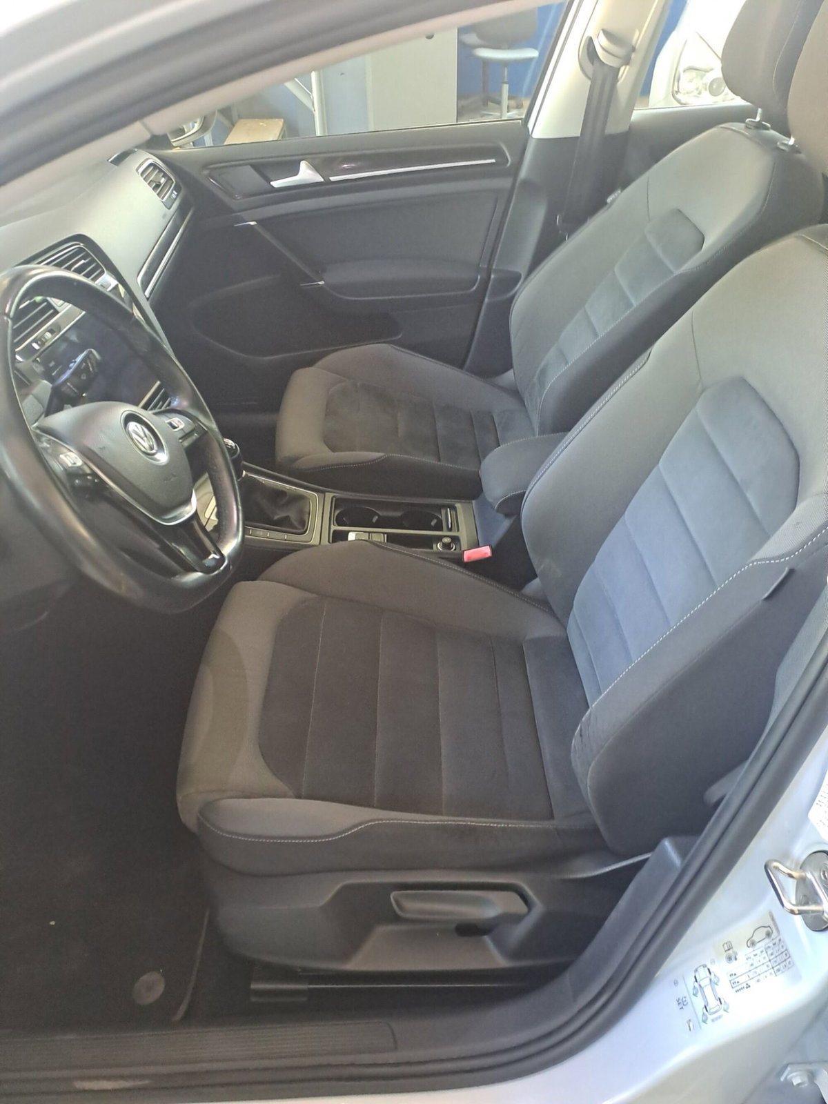 Volkswagen Golf 1.4 TGI 5p. Executive BlueMotion (9)