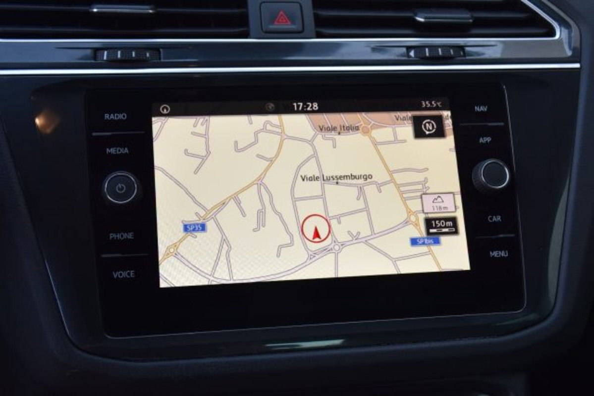 Volkswagen Tiguan Allspace 2.0 TDI SCR DSG 4MOTION Business BMT (9)