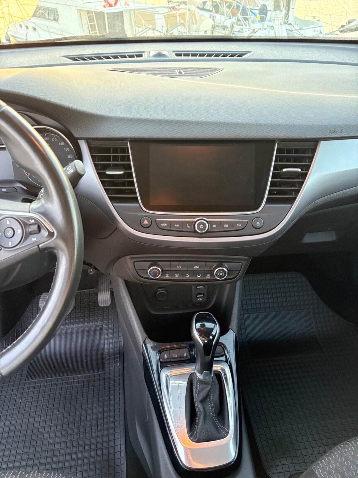 Opel Crossland 1.5 ECOTEC D 120 CV Start&Stop aut. Elegance (16)