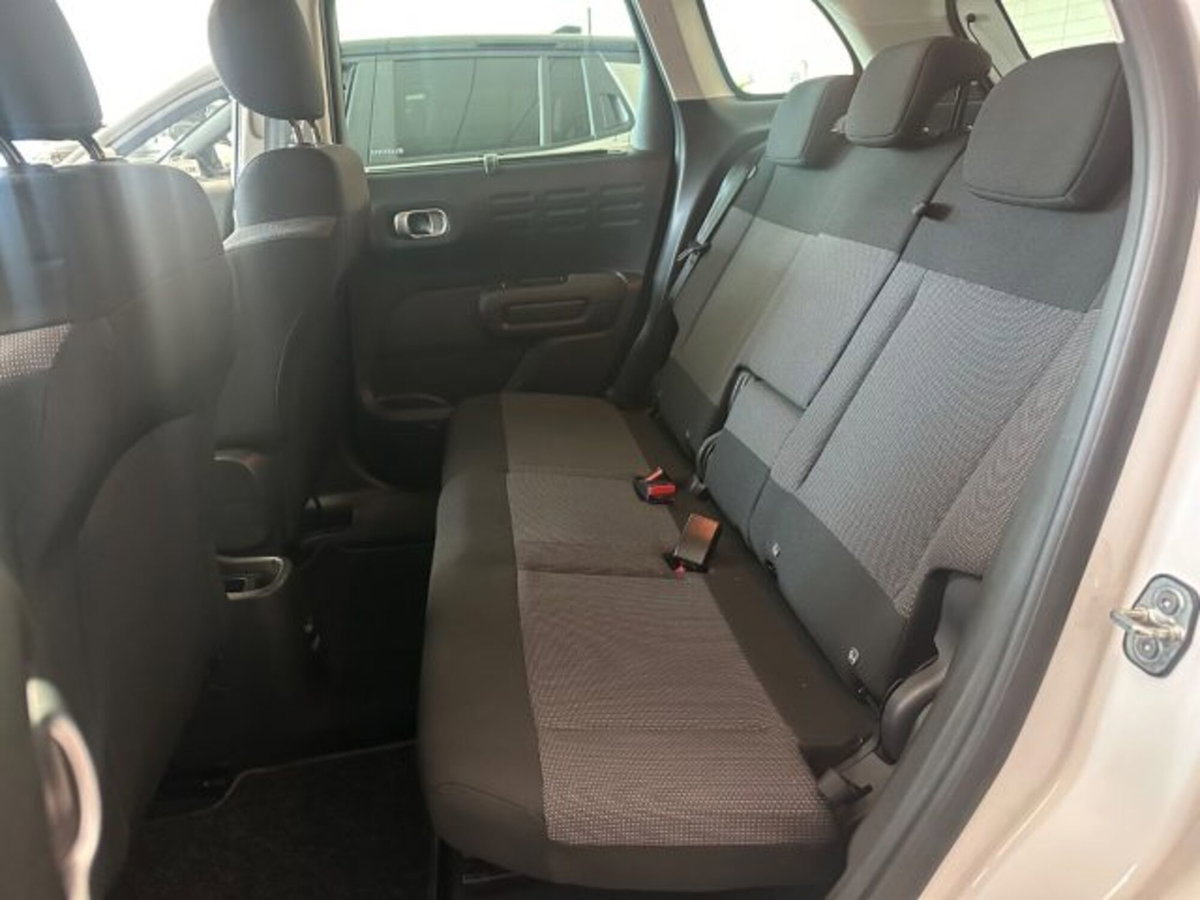 Citroen C3 Aircross BlueHDi 100 S&S Shine (9)
