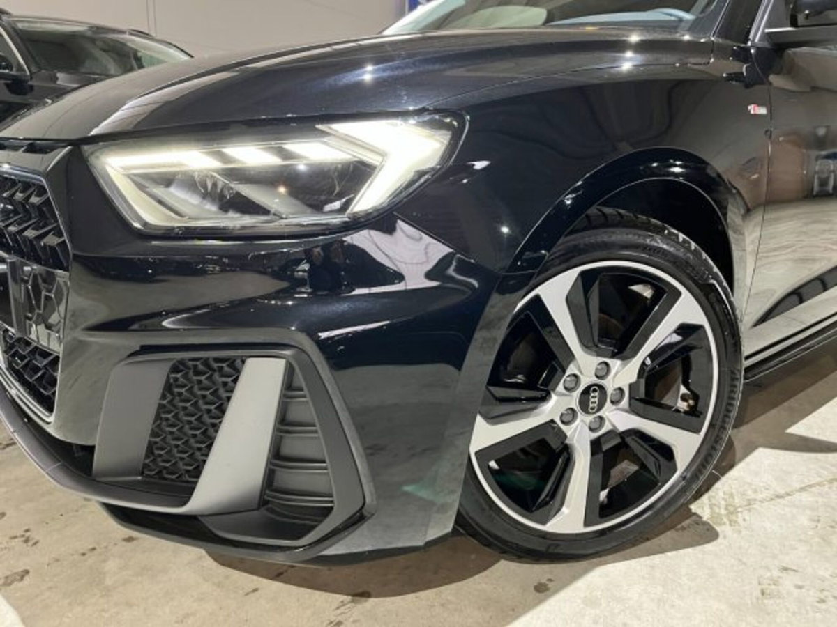 Audi A1 Sportback 30 TFSI S line edition (3)