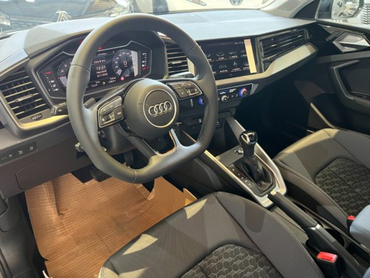Audi A1 Sportback 30 TFSI S line edition (8)