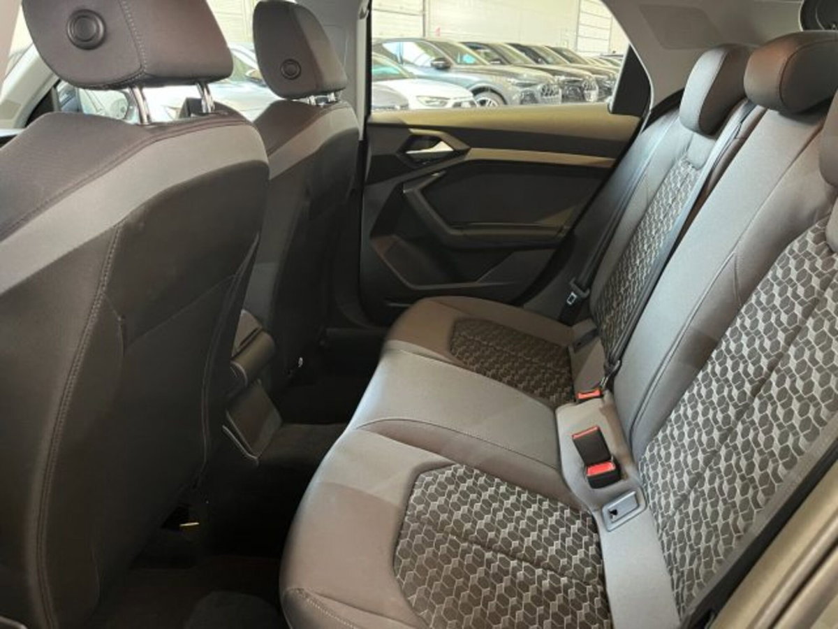 Audi A1 Sportback 30 TFSI S line edition (13)