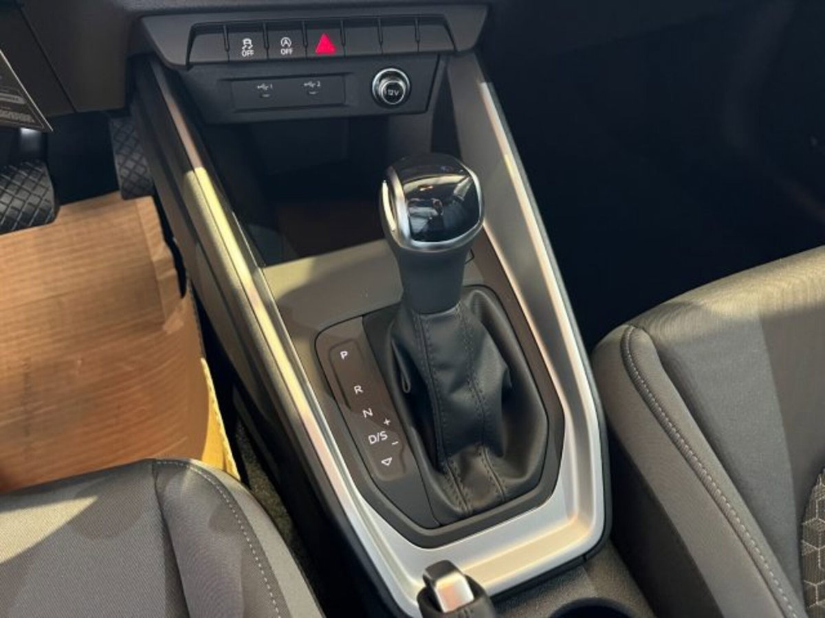 Audi A1 Sportback 30 TFSI S line edition (16)