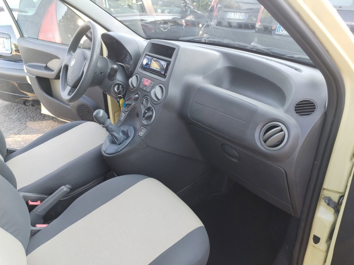 Fiat Panda 1.2 Dynamic (13)