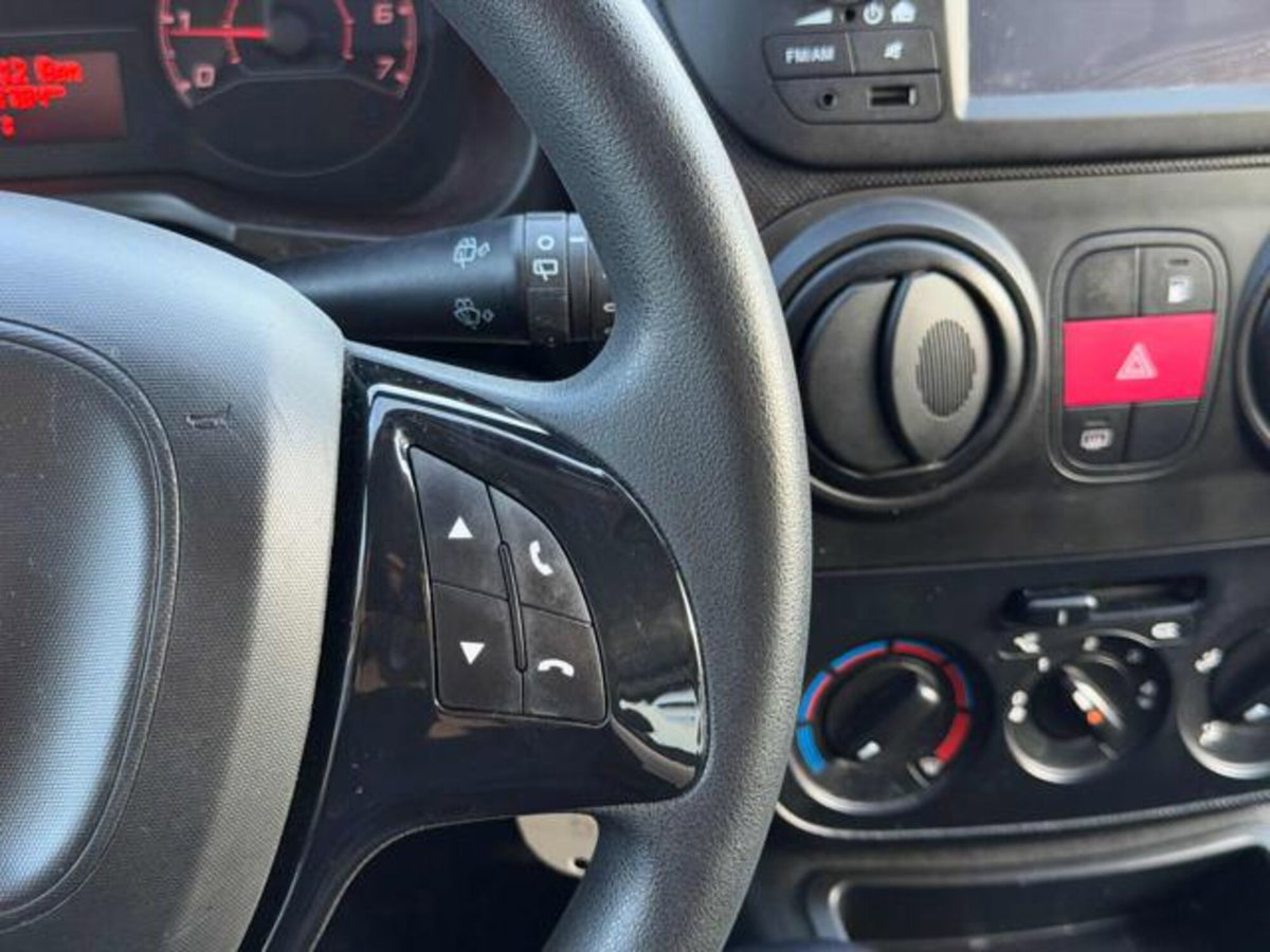 Fiat Qubo 1.4 8V 77 CV Easy Natural Power (12)