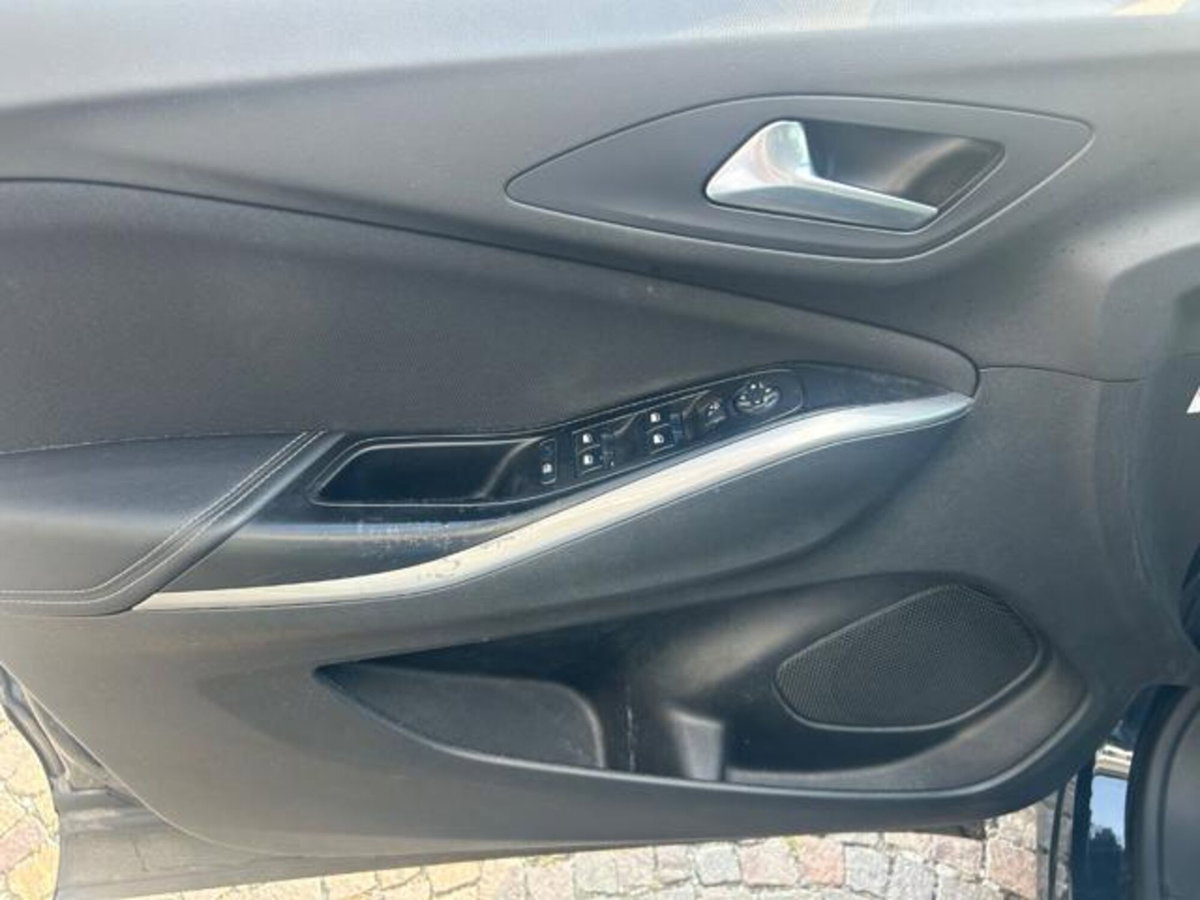 Opel Grandland X 1.5 diesel Ecotec Start&Stop Advance (8)