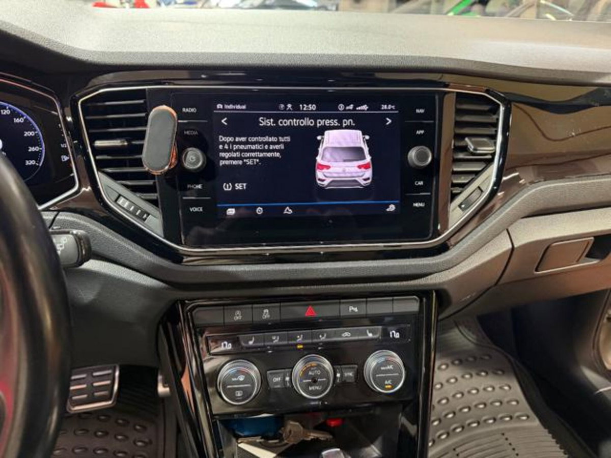 Volkswagen T-Roc 2.0 tsi R 4motion dsg (11)