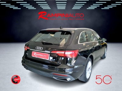Audi A4 Avant 40 g-tron S tronic Business (9)