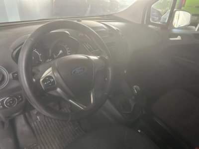 Ford Transit Courier 1.5 TDCi 75CV  Entry (7)