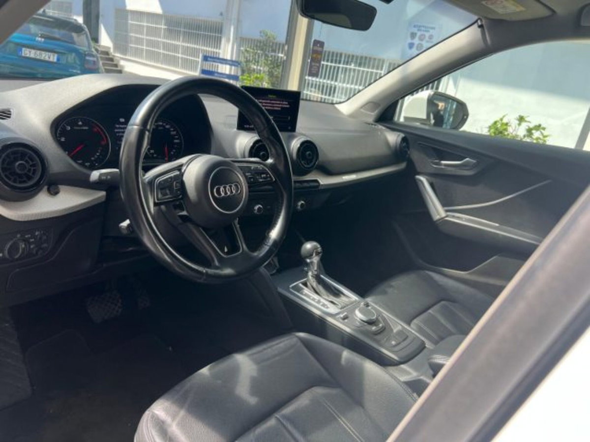 Audi Q2 Q2 2.0 TDI quattro S tronic Sport (17)