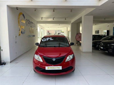 Lancia Ypsilon 1.2 69 CV 5 porte GPL Ecochic Elefantino Blu (7)
