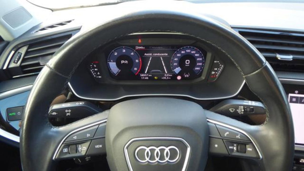 Audi Q3 35 2.0 tdi Business Advanced s-tronic (10)