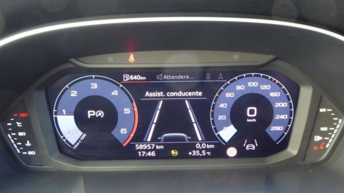 Audi Q3 35 2.0 tdi Business Advanced s-tronic (11)