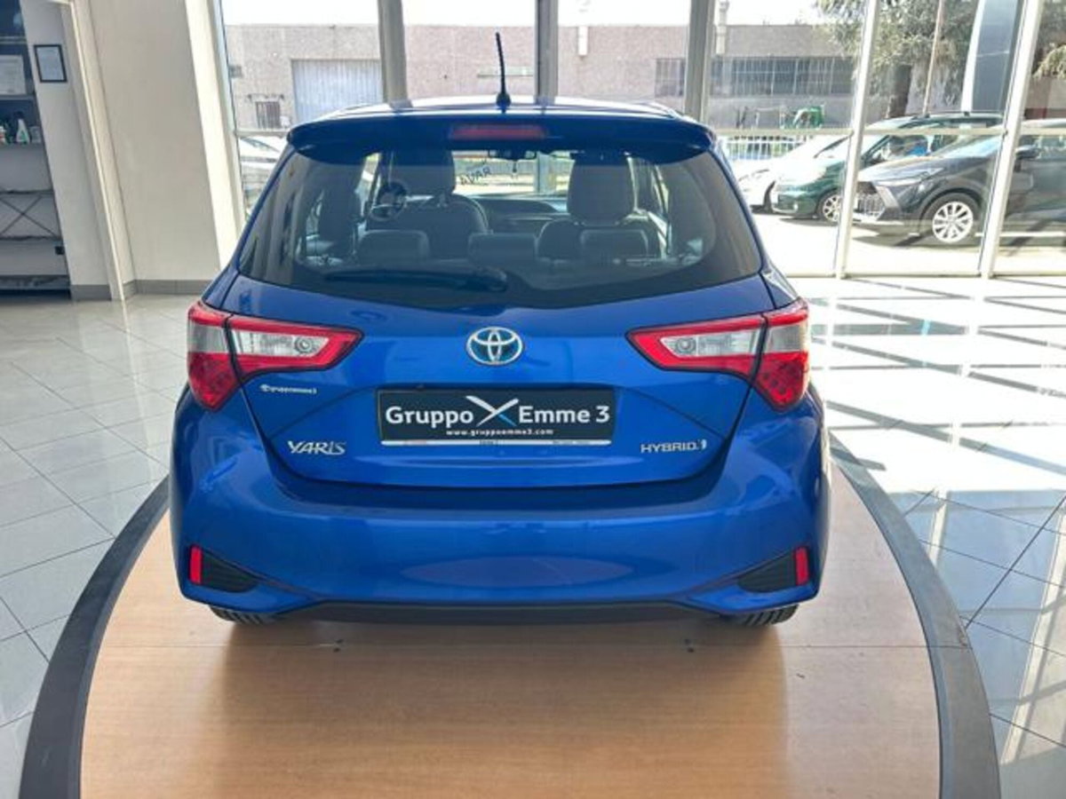 Toyota Yaris 1.5 Hybrid 5 porte Style (2)