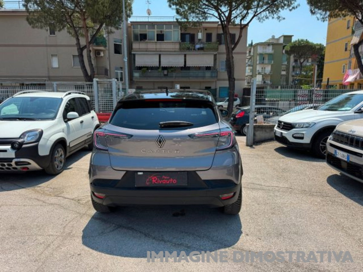 Renault Captur TCe 90 CV Techno (9)