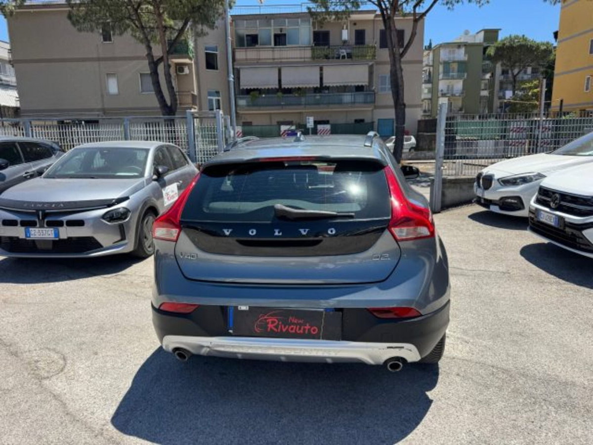 Volvo V40 Cross Country D2 Style Plus (4)