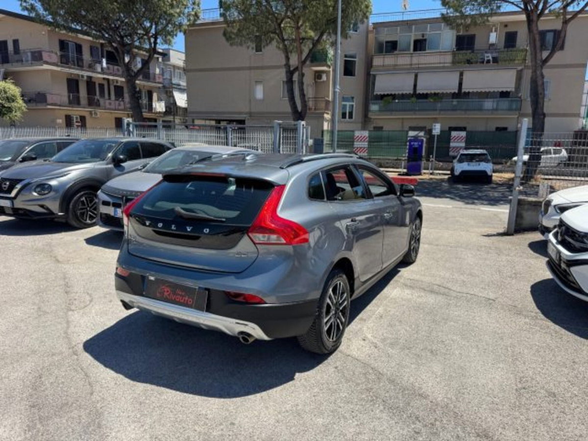 Volvo V40 Cross Country D2 Style Plus (5)