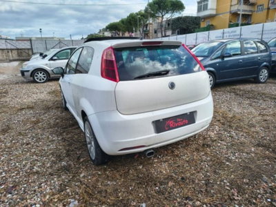 Fiat Grande Punto 1.3 MJT 90 CV 3 porte Sport (4)