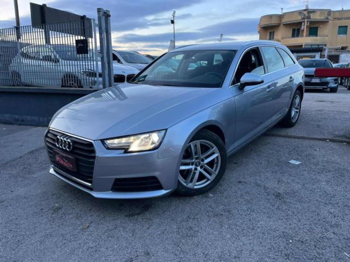 Audi A4 Avant 2.0 TDI 150 CV S tronic Business Sport (4)