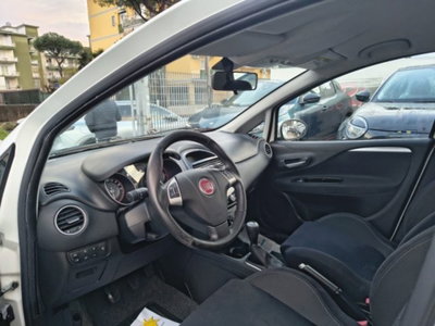 Fiat Punto 1.3 MJT II 75 CV 5 porte Street (12)