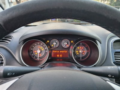 Fiat Punto 1.3 MJT II 75 CV 5 porte Street (13)