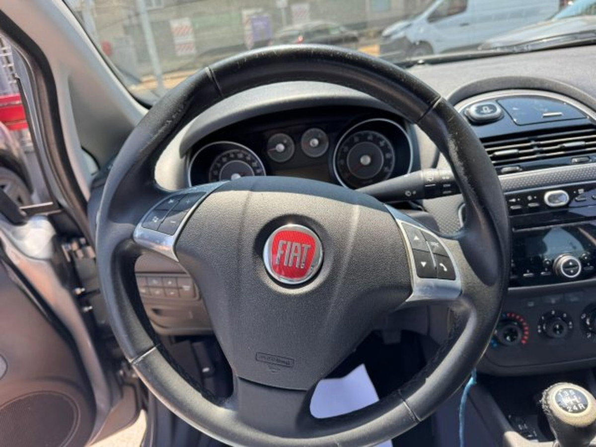 Fiat Punto Evo 1.3 Mjt 95 CV DPF 5 porte S&S Dualogic Dynamic (11)