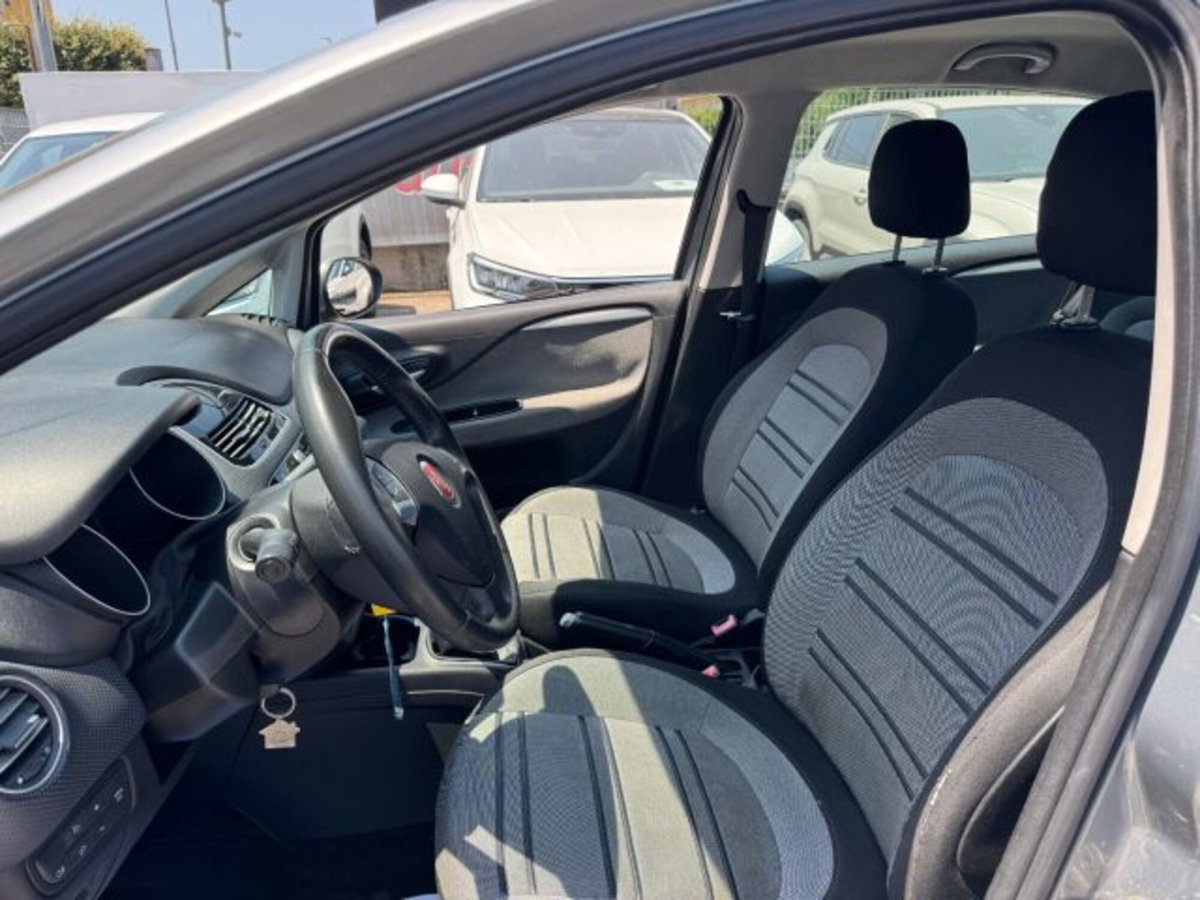 Fiat Punto Evo 1.3 Mjt 95 CV DPF 5 porte S&S Dualogic Dynamic (12)