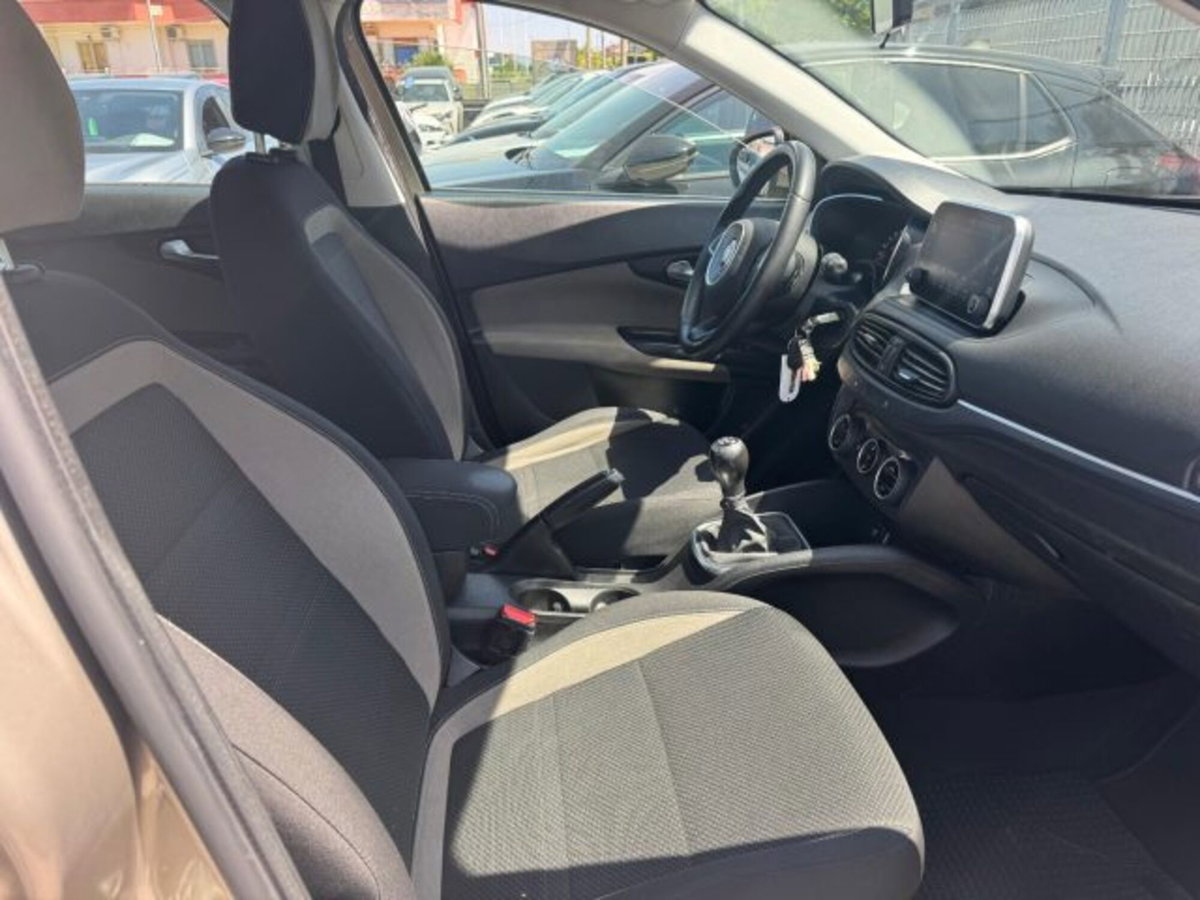 Fiat Tipo Tipo 1.3 Mjt S&S 5 porte Business (15)