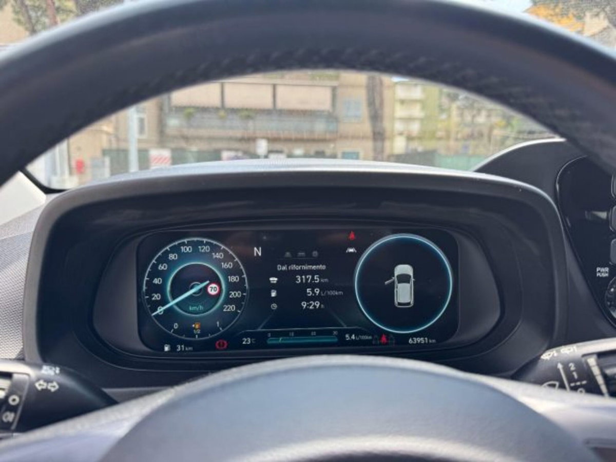 Hyundai Bayon 1.0 t-gdi 48V Xline imt (12)