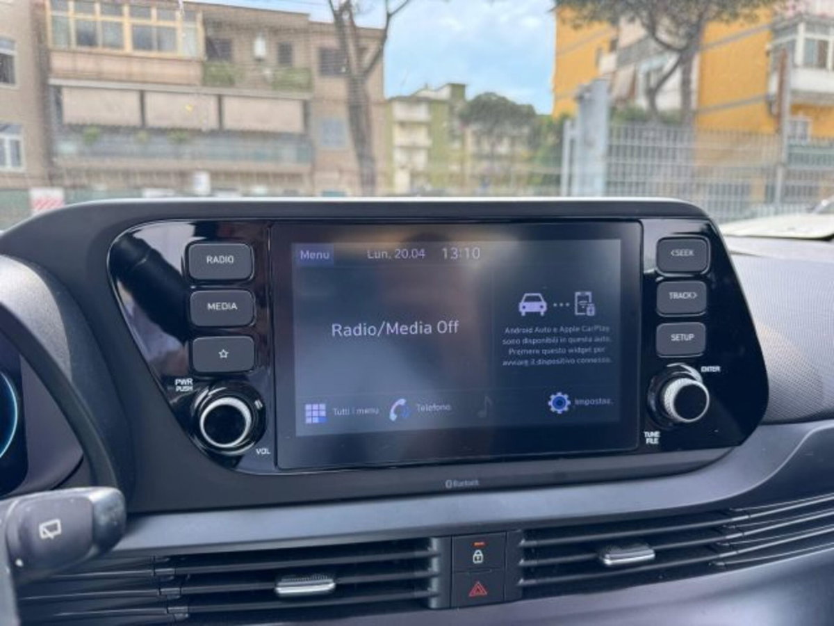 Hyundai Bayon 1.0 t-gdi 48V Xline imt (16)