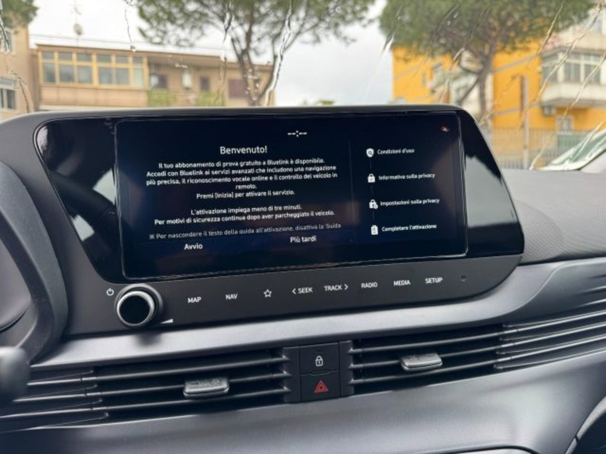 Hyundai i20 1.0 t-gdi Connectline 90cv dct (14)