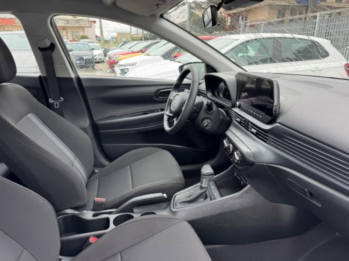 Hyundai i20 1.0 t-gdi Connectline 90cv dct (19)