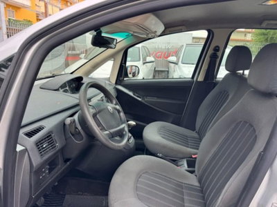 Lancia Musa 1.4 16V Gold (12)