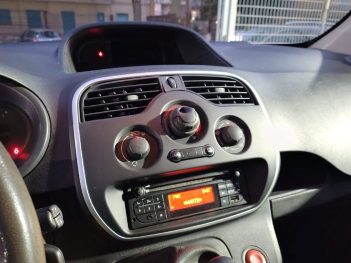 Nissan NV250 1.5 dCi 95CV PL Combi N1 (8)