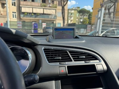 Peugeot 3008 1.6 HDi 115CV Allure (18)
