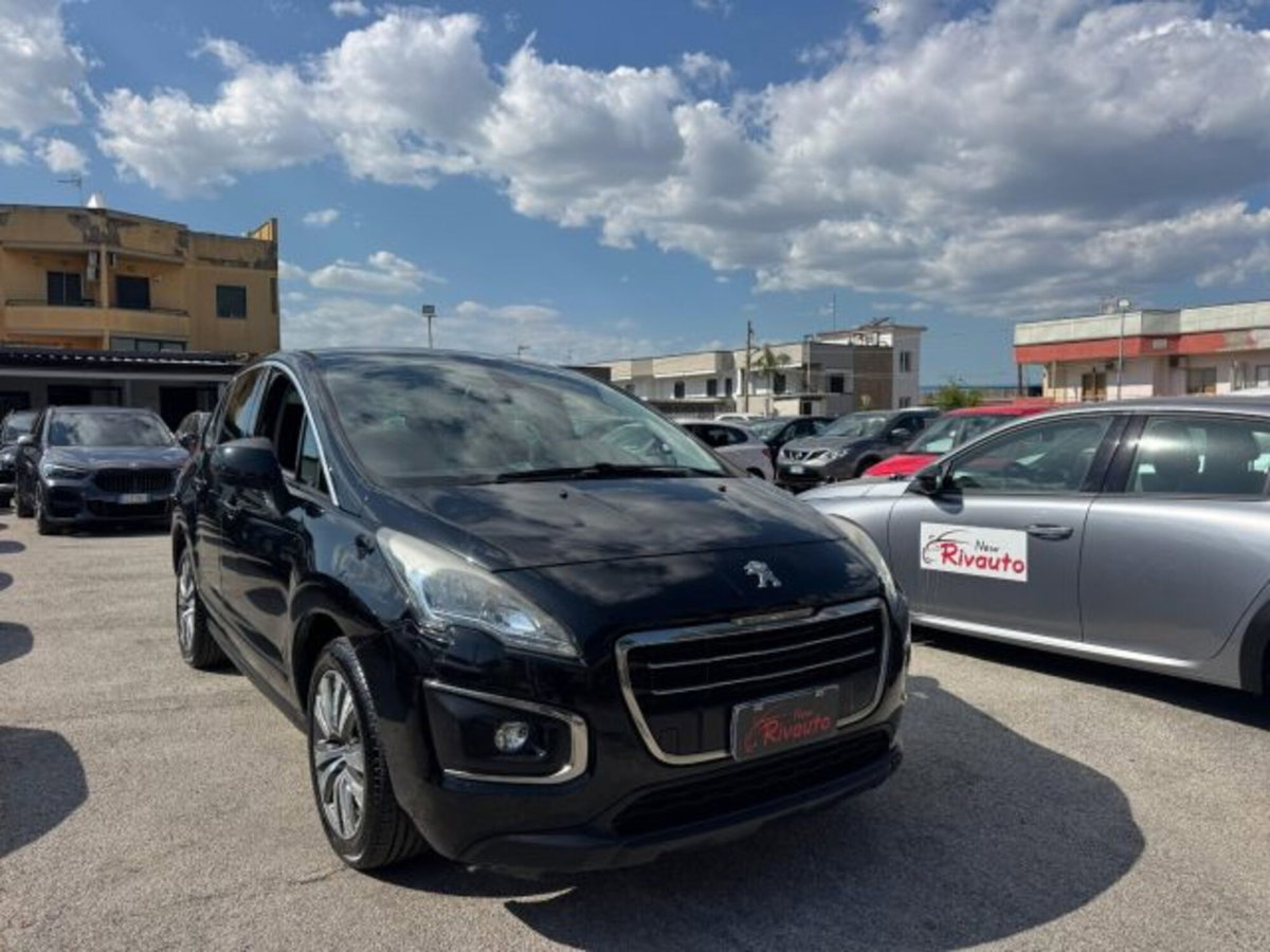Peugeot 3008 1.6 HDi 115CV Allure (2)