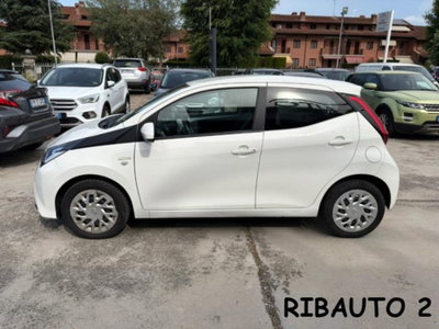 Toyota Aygo 1.0 VVT-i 69 CV 5 porte x-clusiv (5)