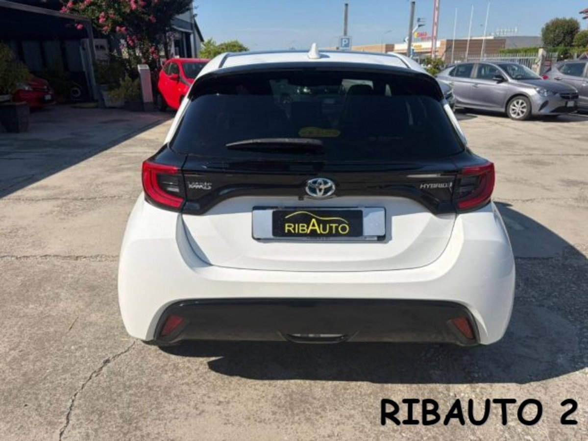 Toyota Yaris 1.5 Hybrid 5 porte Style (12)