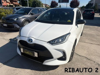Toyota Yaris 1.5 Hybrid 5 porte Style (4)