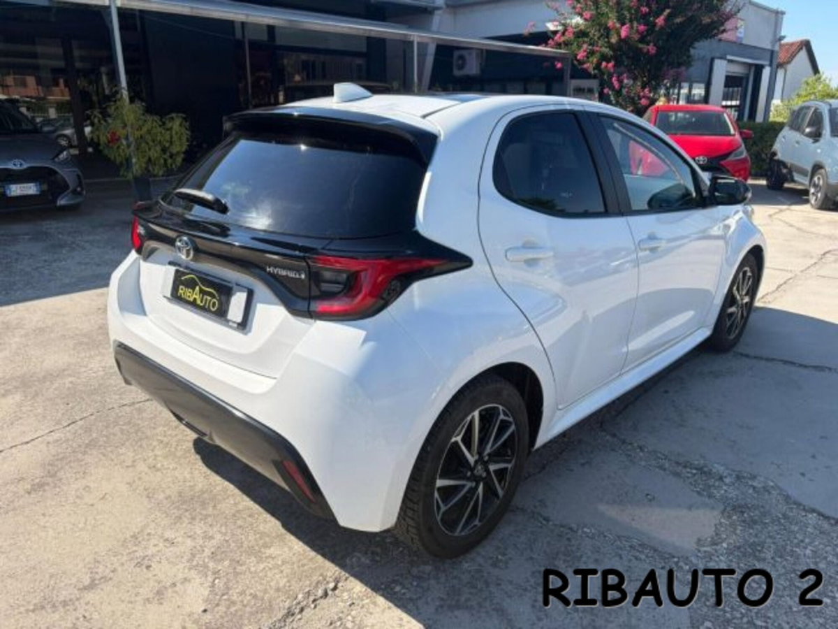 Toyota Yaris 1.5 Hybrid 5 porte Style (8)