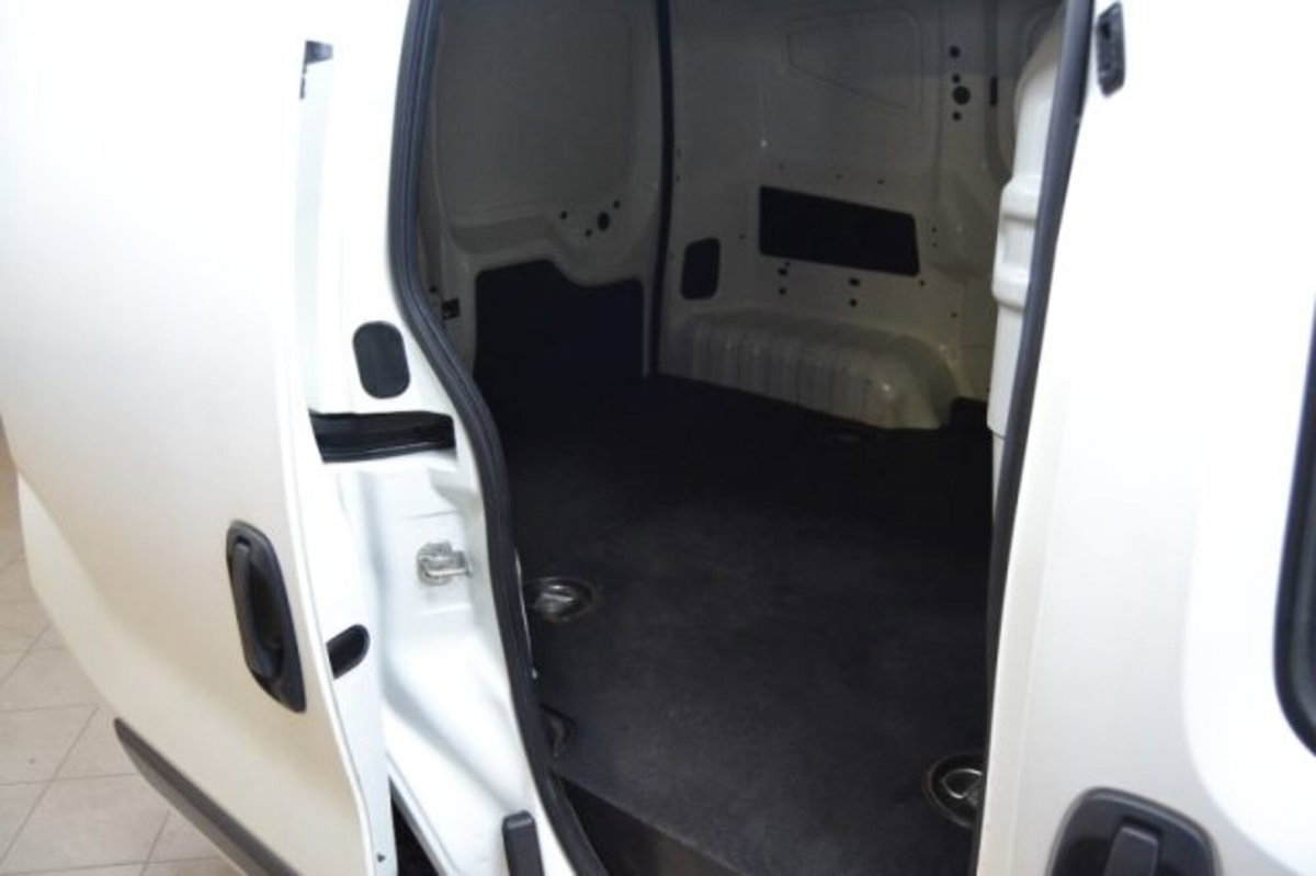 Fiat Fiorino 1.4 8V CNG 70CV Cargo SX (6)