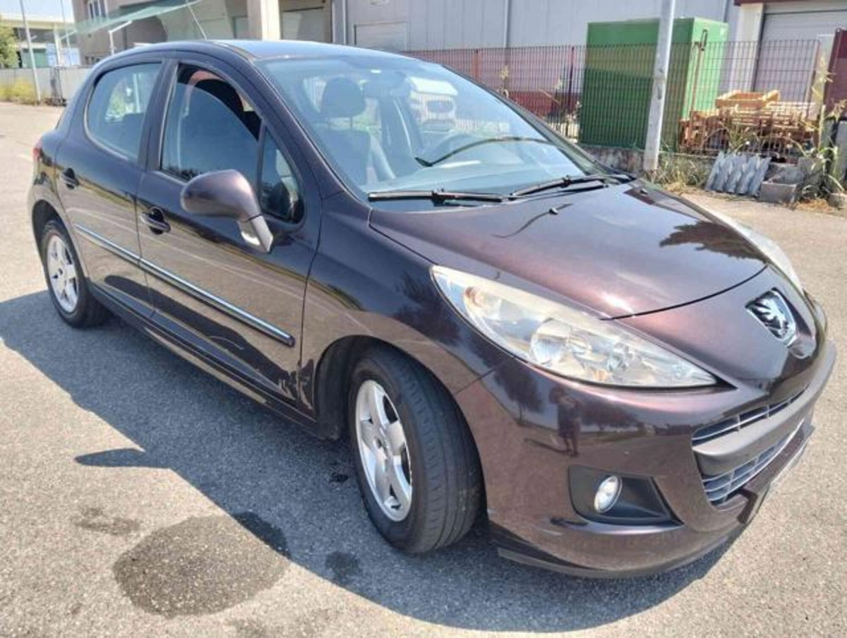 Peugeot 207 VTi 95CV 5p. Active (2)