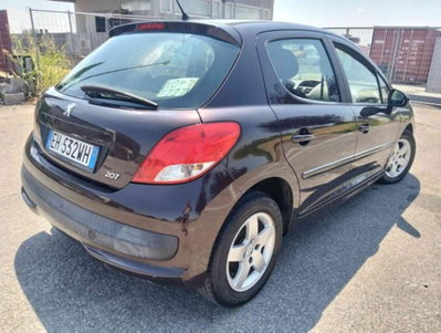 Peugeot 207 VTi 95CV 5p. Active (3)