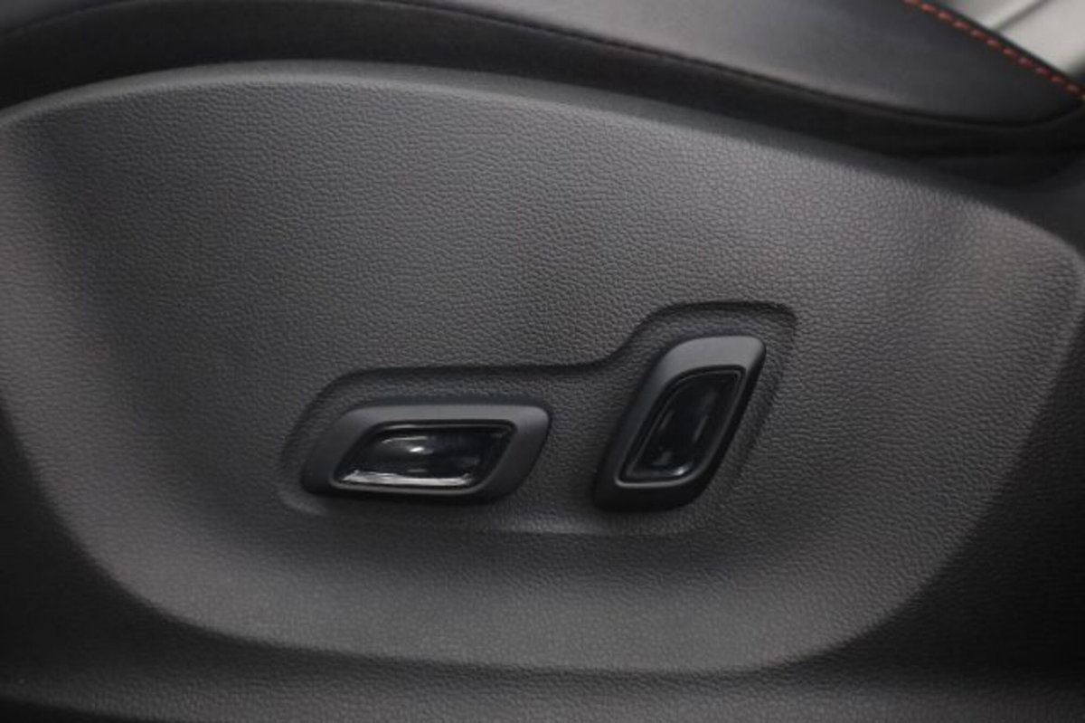 Mg ZS ZS 1.5 Luxury (13)