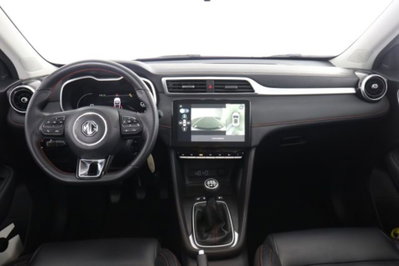 Mg ZS ZS 1.5 Luxury (4)