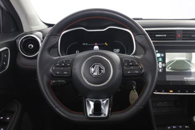 Mg ZS ZS 1.5 Luxury (5)